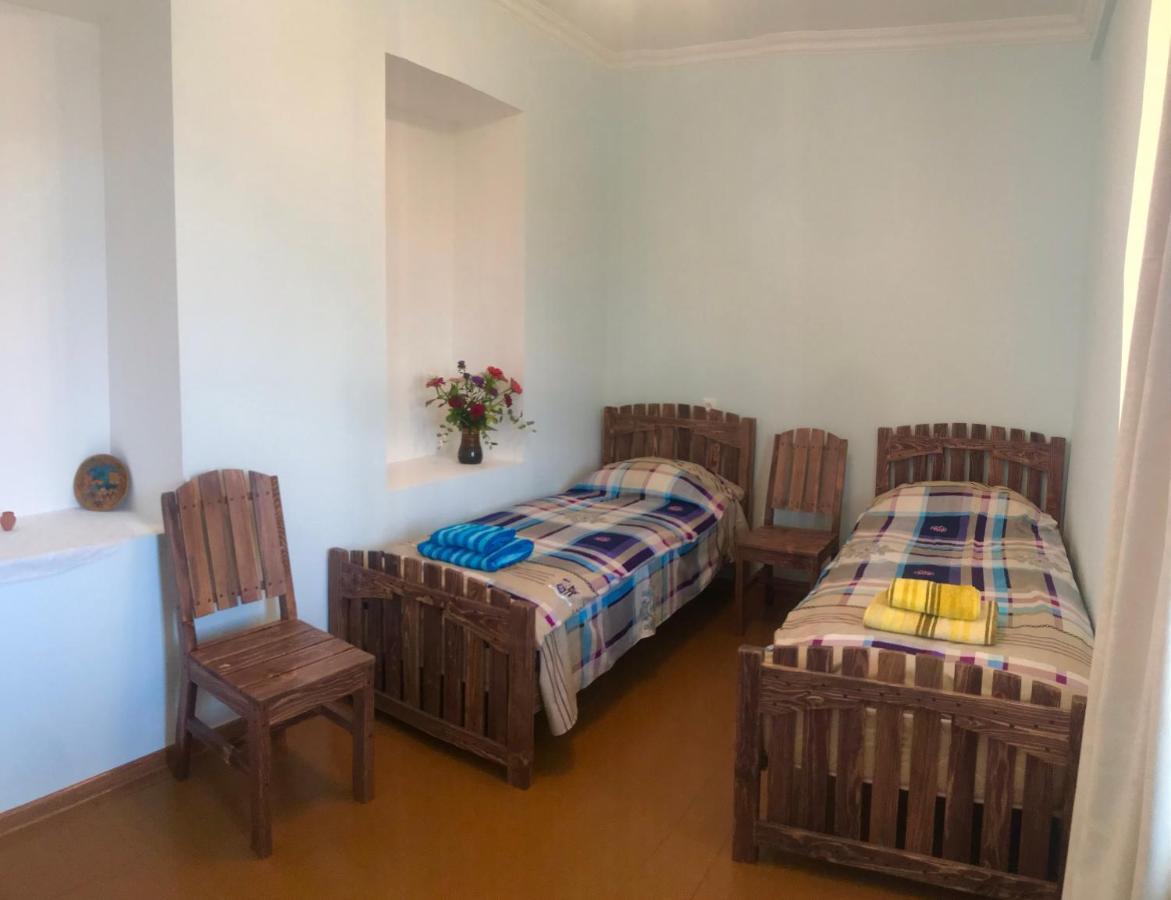 Berdavan Guesthouse Ngoại thất bức ảnh