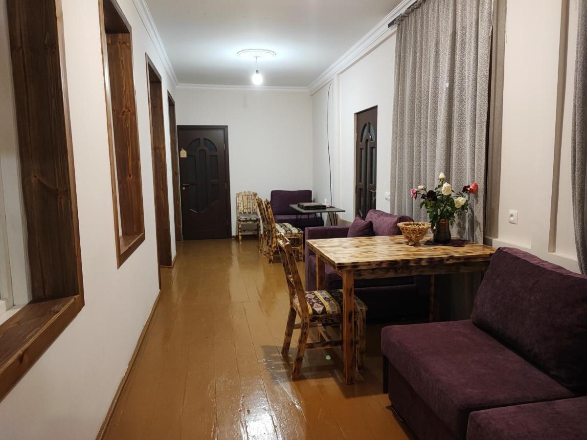 Berdavan Guesthouse Ngoại thất bức ảnh