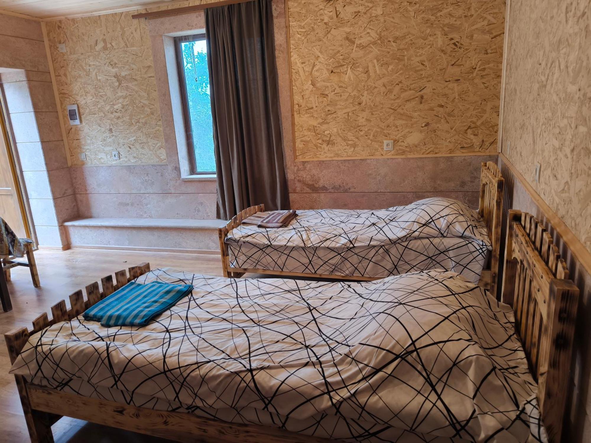 Berdavan Guesthouse Ngoại thất bức ảnh